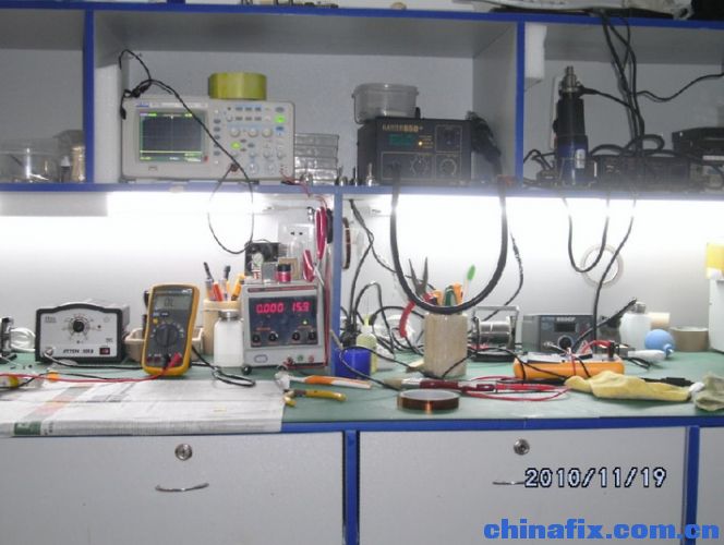 天辰笔记本维修 工作台