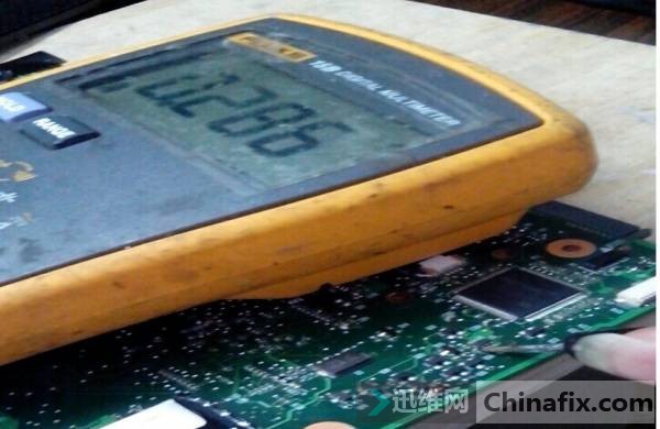 拆掉它后阻值恢复正常