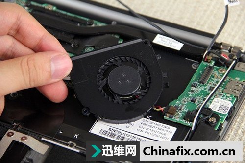 戴尔笔记本XPS 13拆机