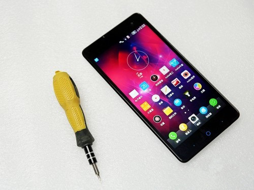 中兴V5 Max拆解