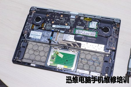 联想YOGA 4 Pro拆解