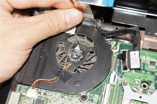 dell 笔记本灵越14R拆机清灰