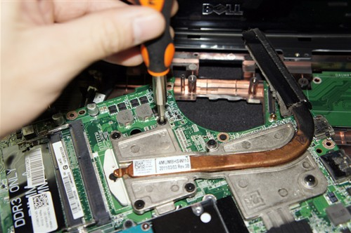dell 笔记本灵越14R拆机清灰