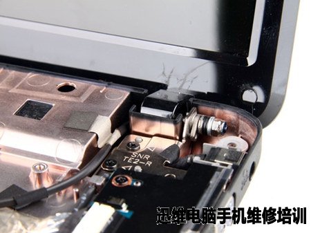 东芝L600D拆解
