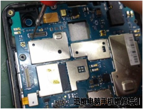 小米4进水不开机、暗屏 图1