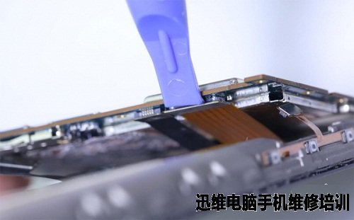 魅蓝note2更换手机显示屏的方法