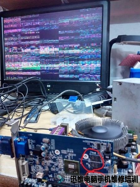 影驰GT610显卡花屏