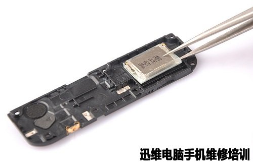 智能手机蓝魔Mos1拆机图文并茂！
