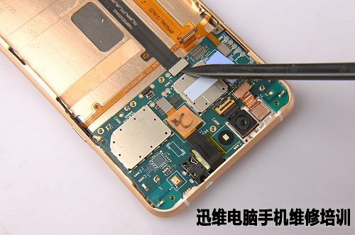 智能手机蓝魔Mos1拆机图文并茂！