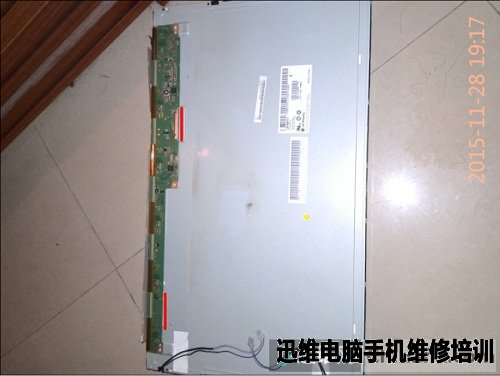 联想B31r2暗屏换灯管