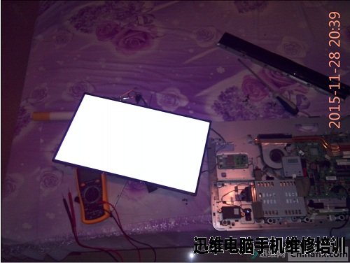 联想B31r2暗屏换灯管