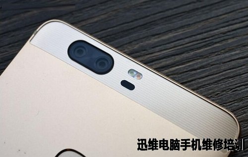 华为荣耀V8拆机　图2