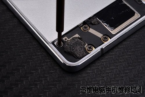 旗舰机：OPPO R5拆机图解