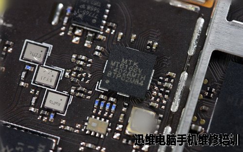 金立S5.5智能手机拆机论做工！