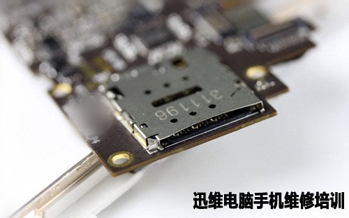金立S5.5智能手机拆机论做工！