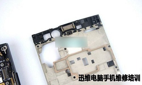 IUNI U2手机做工怎么样？拆机便知