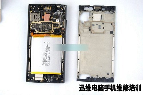 IUNI U2手机做工怎么样？拆机便知