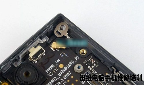 IUNI U2手机做工怎么样？拆机便知