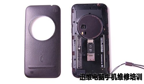 华硕ZenFone Zoom拆机 图5
