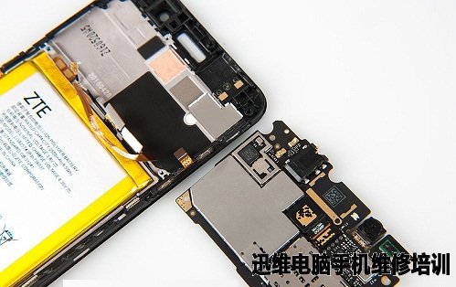 国民手机：中兴Blade A2拆机图解