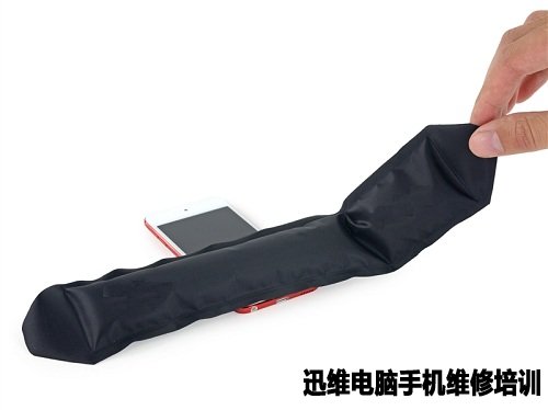 第六代iPod touch完全拆解