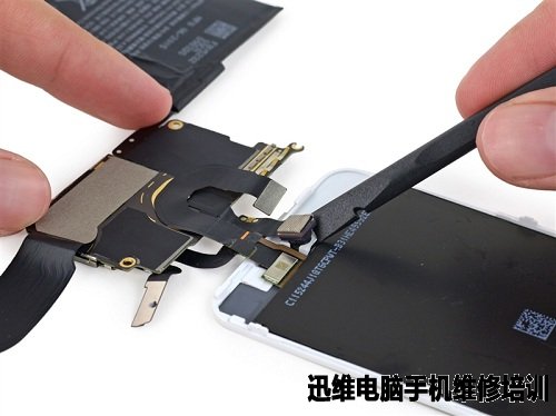 第六代iPod touch完全拆解