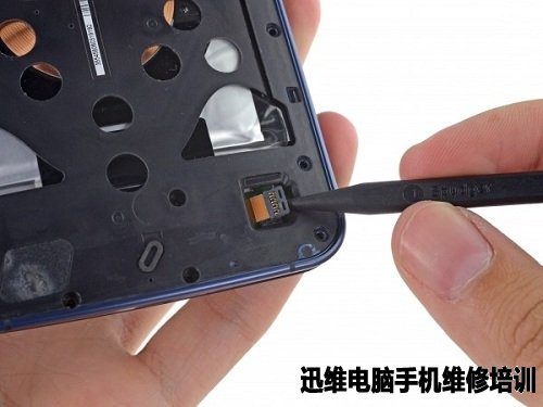 “钉子户”：Nexus 6完全拆解