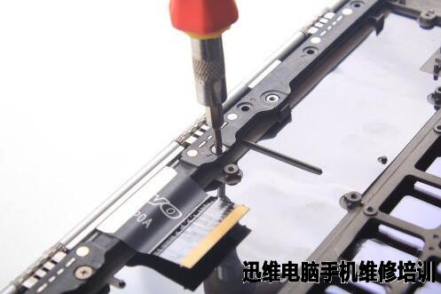 联想YOGA 3 PRO拆机 图37