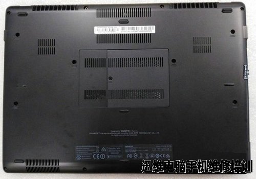 技嘉P34W V5笔记本拆机图解