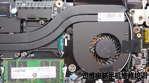 技嘉P34W V5笔记本拆机图解