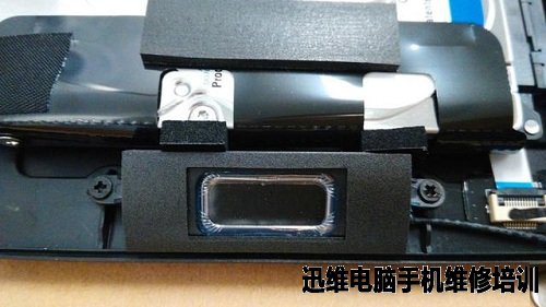 技嘉P34W V5笔记本拆机图解