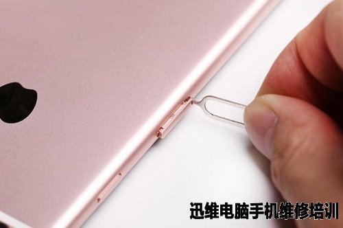苹果家族：iPhone6s Plus 拆机图解！