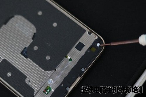 乐视新旗舰乐Pro3完全拆解看做工！