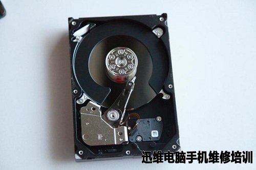 坚持了4年的机械硬盘之拆机篇！