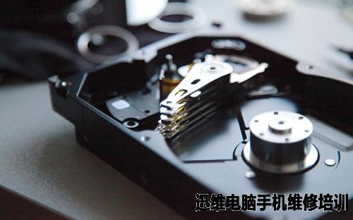 坚持了4年的机械硬盘之拆机篇！