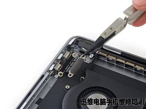Touch Bar MBP拆解教程出炉：极难修复