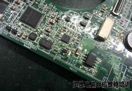 联想Y560不出1.8V显卡电压 改集显维修 图6