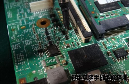 示波器修HP笔记本外接不显