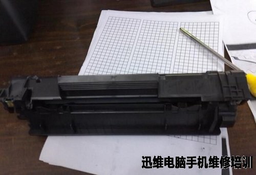HP M128FP原装硒鼓加粉图解教程 图1