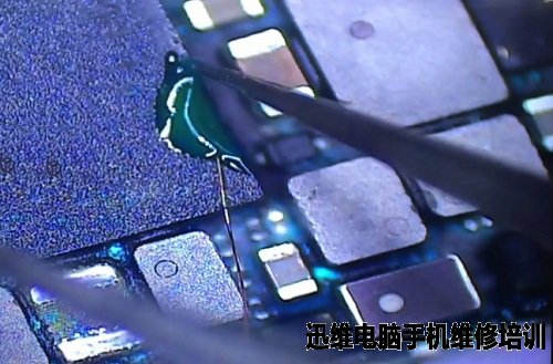 iPhone6 Plus 后置摄像头无法照相故障 图12