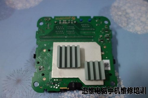 华为荣耀路由Pro完美拆机！