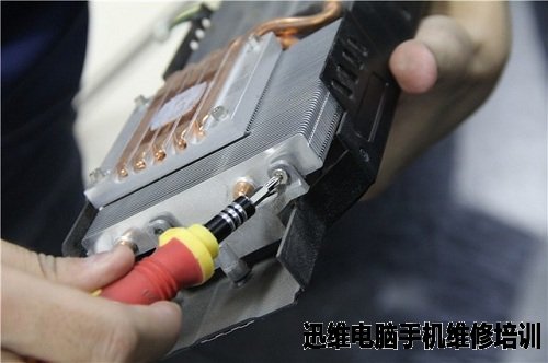 显卡怎么清理灰尘 图7