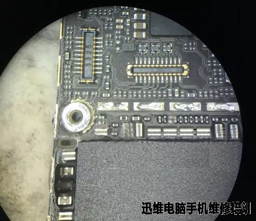 iPhone5s蓝屏 刷机无限等待故障维修 图4