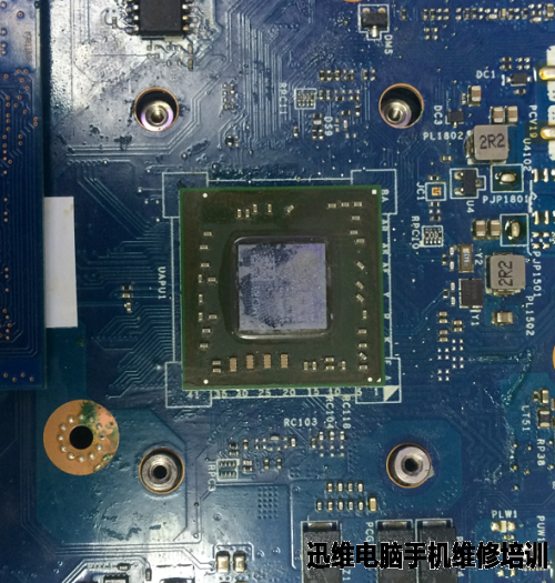 惠普245G3触发不显示简单维修