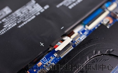 拆机优先断开电源