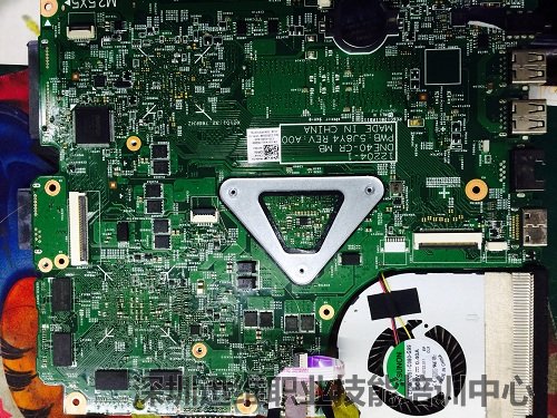 二修Dell 14R-5421开机掉电故障（图1）