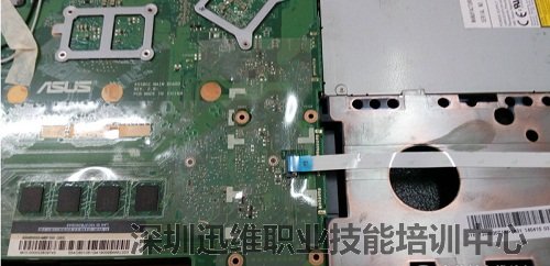 华硕X500V 拆解