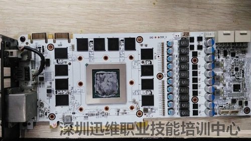 名人堂GTX780显卡开机显示器不显示维修 图1