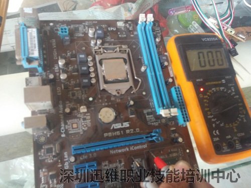 电脑开机没反应维修 图5
