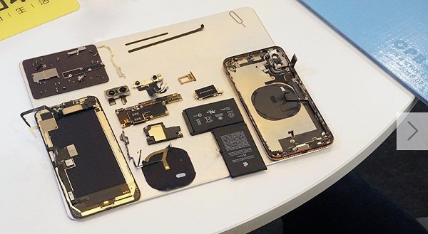 iPhone XS Max拆解
